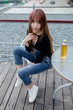 百里挑一黄璐微博
