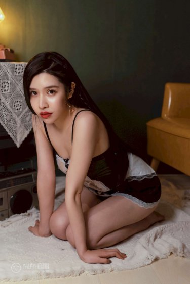 年轻的善良的女教师2